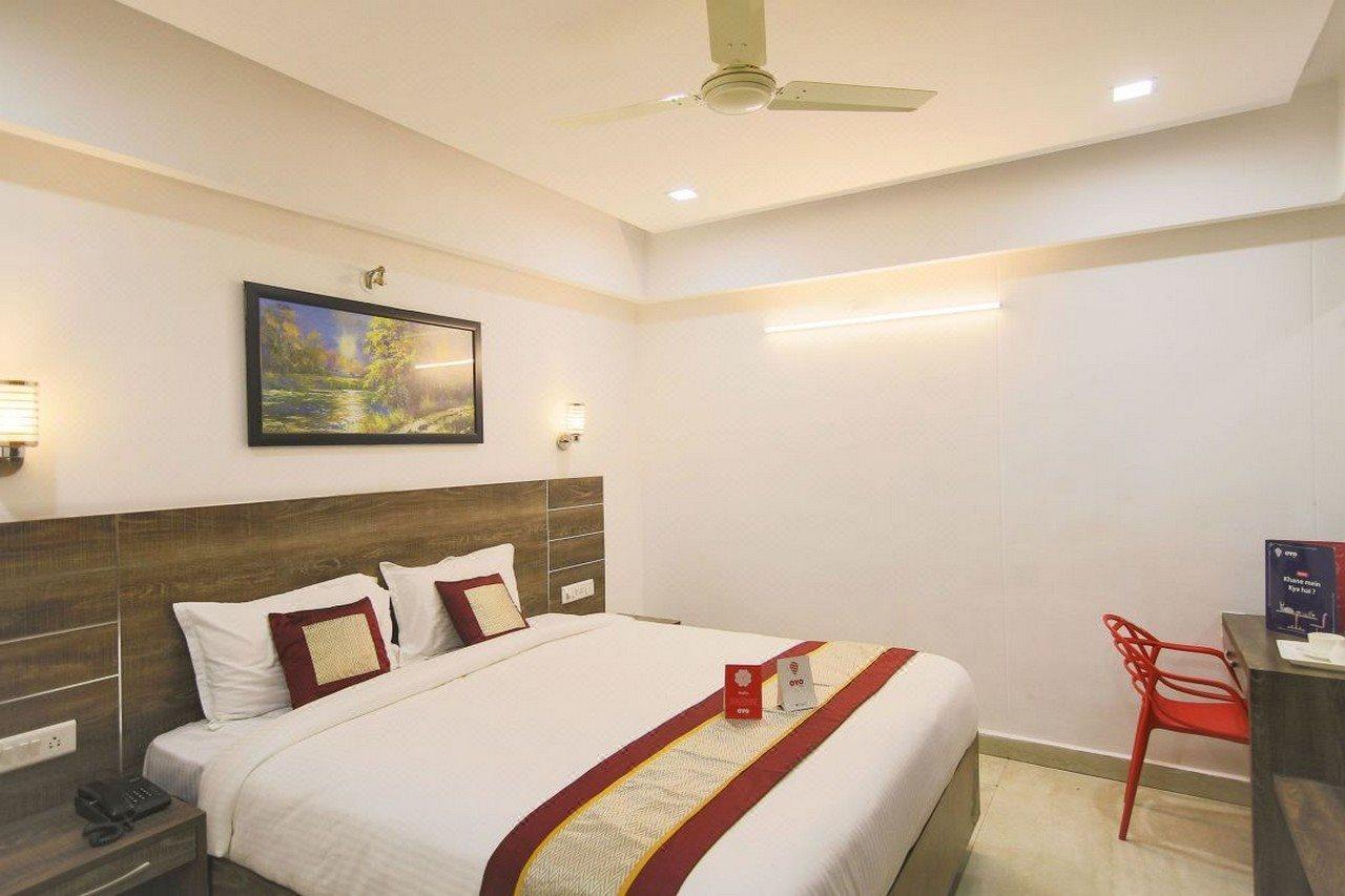 Oyo 9647 Hotel Mvv Bhavan Visákhapatnam Kültér fotó